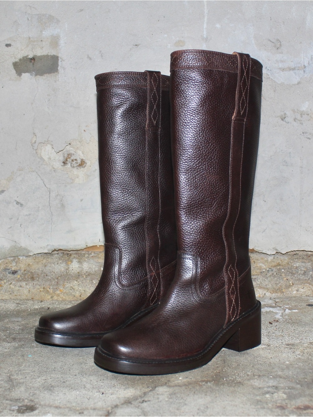 FRYE Kate Tall Pull-on Leather Riding Boots in Dark Brown